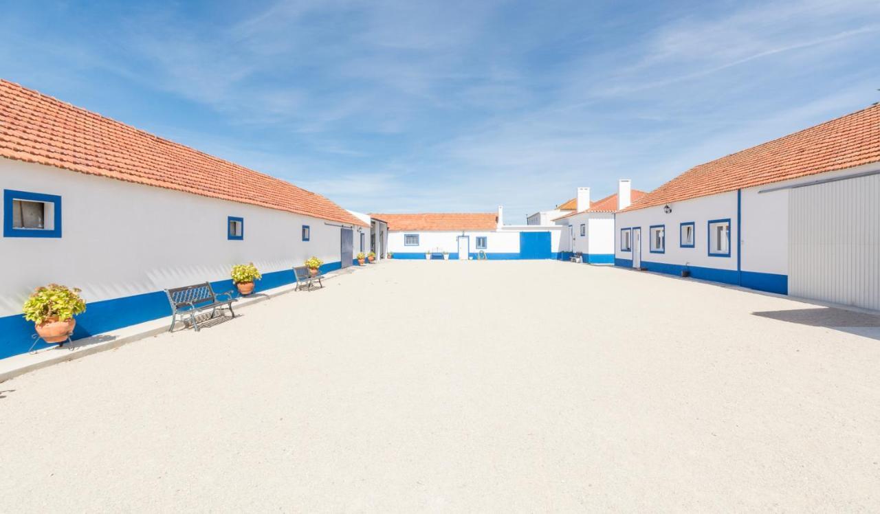Villa Humus Farm à Águas de Moura Extérieur photo
